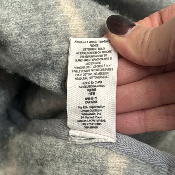 Free People Grey Striped Short Sleeve Poncho/Cape/Wrap Size M - Picture 9 of 10